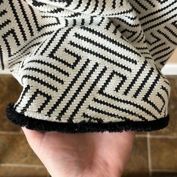 Geometric blouse - Picture 3 of 3